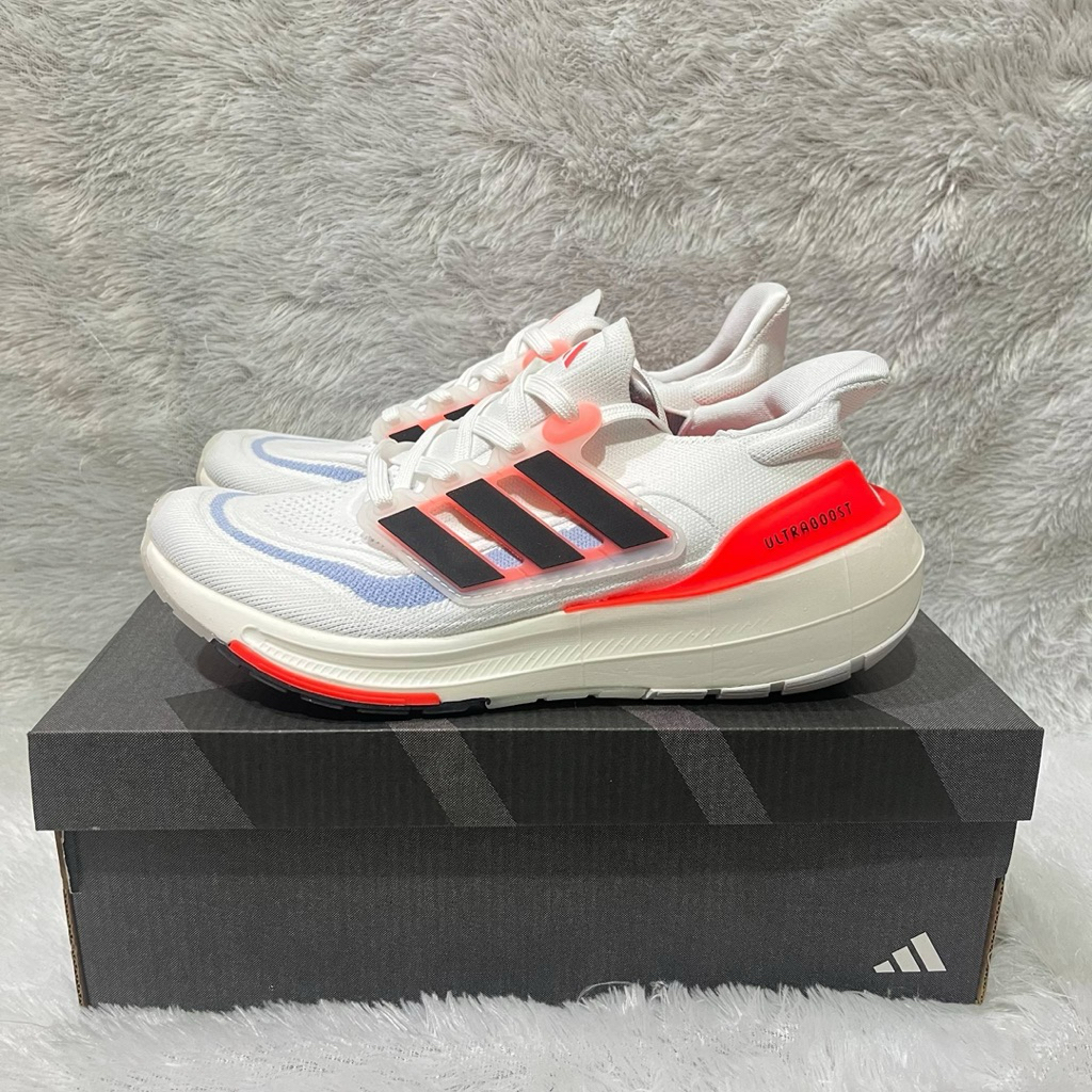 Sepatu Running Adidas Ultraboost 23 Light Solar Unisex