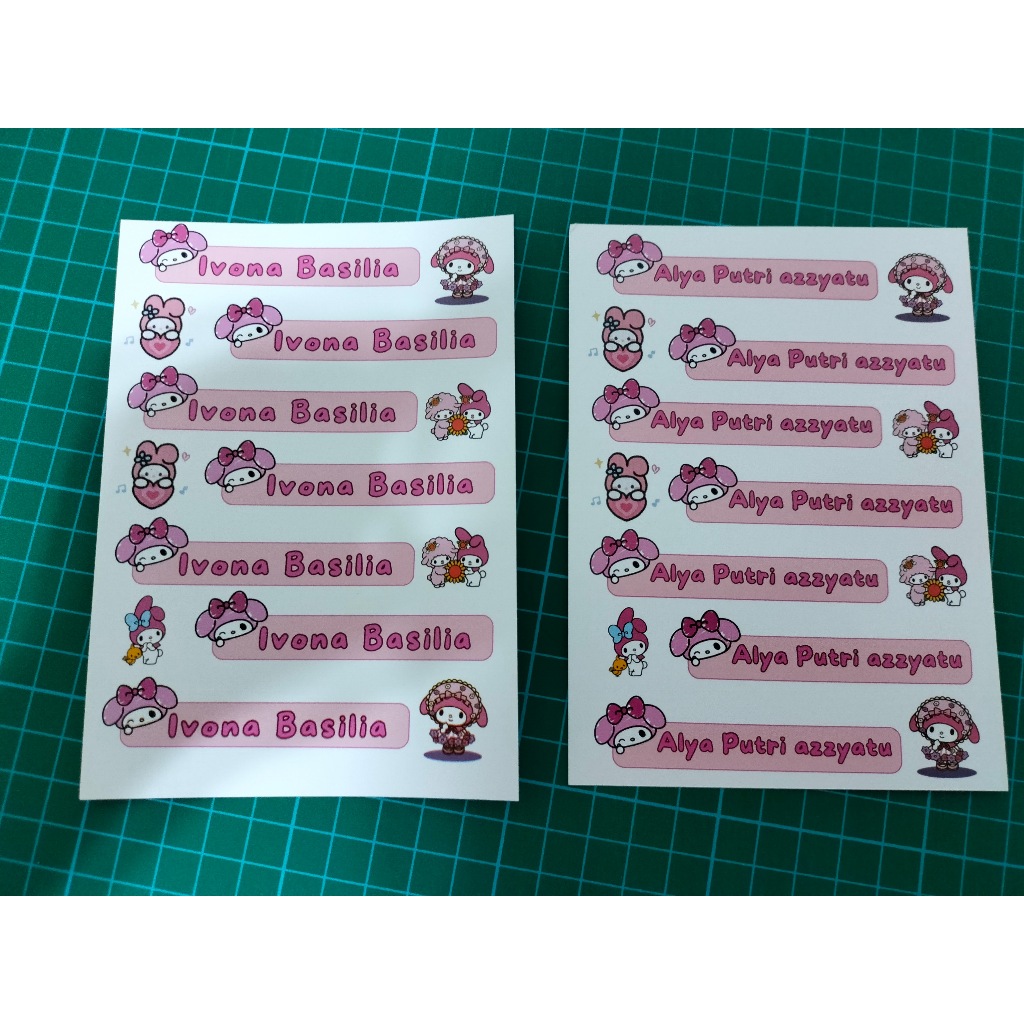 

Stiker Nama Custom – 10x15 cm | 7 Nama / Lembar | Gunting Sendiri