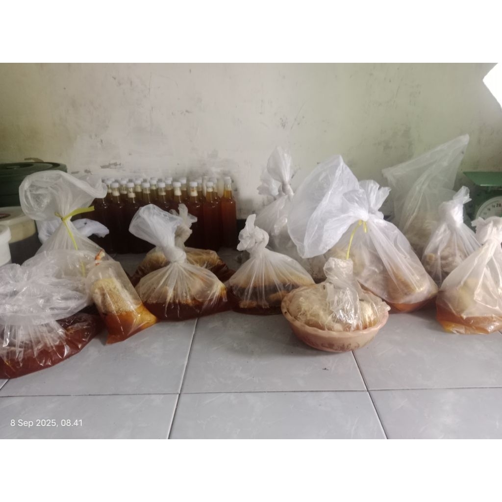 

MADU MURNI APIS MELIFERA