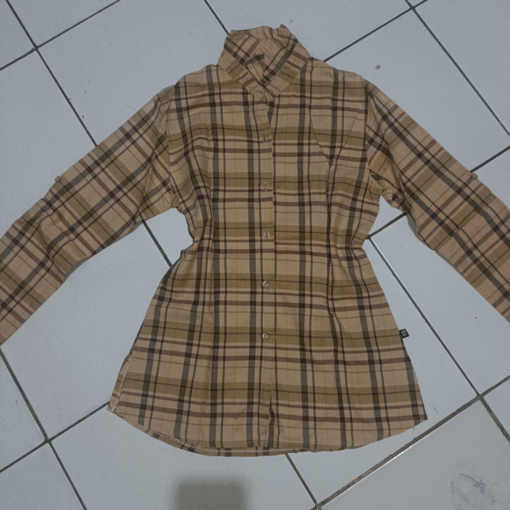 preloved kemeja fit body