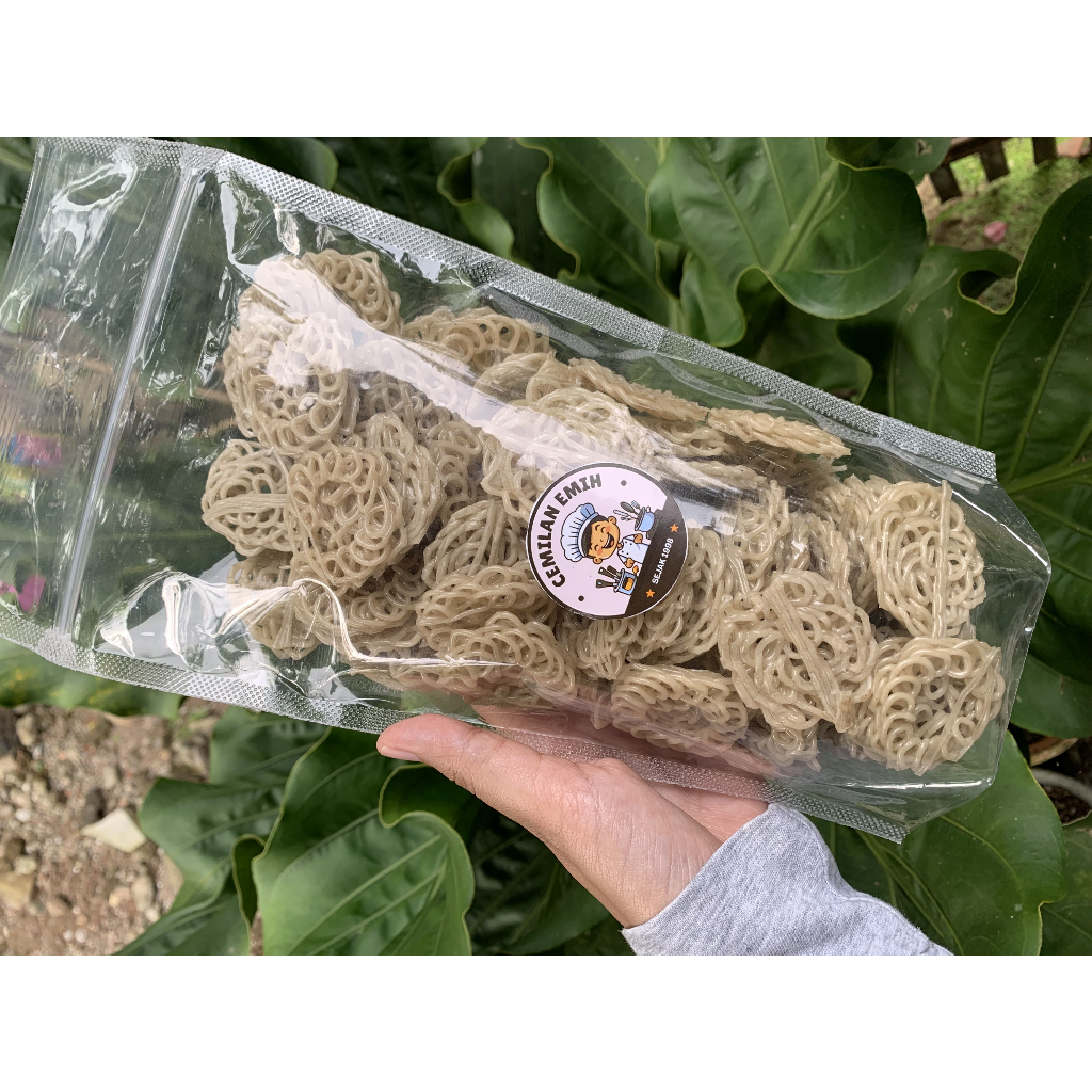 

Cemilan Kerepuk mentah 250Gram Khas