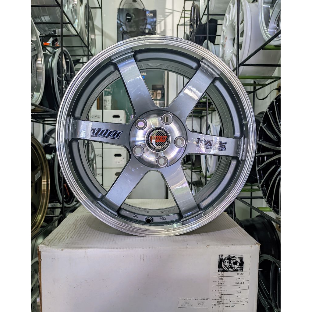 Velg Volk Rays Te37 R17 pcd 5 x 114 lebar 7.5 et 40 warna Grey