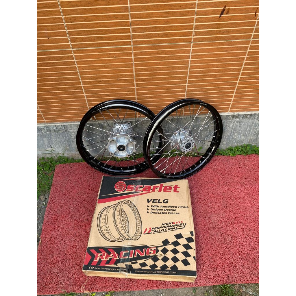 Wheelset Surex CRF Velg Scarlet 160/185 Ring 17 Tanpa Ban