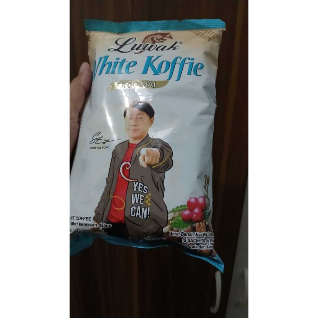 

LUWAK WHITE COFFEE 9SACHET @20gr KOPI NIKMAT KOPI INSTAN