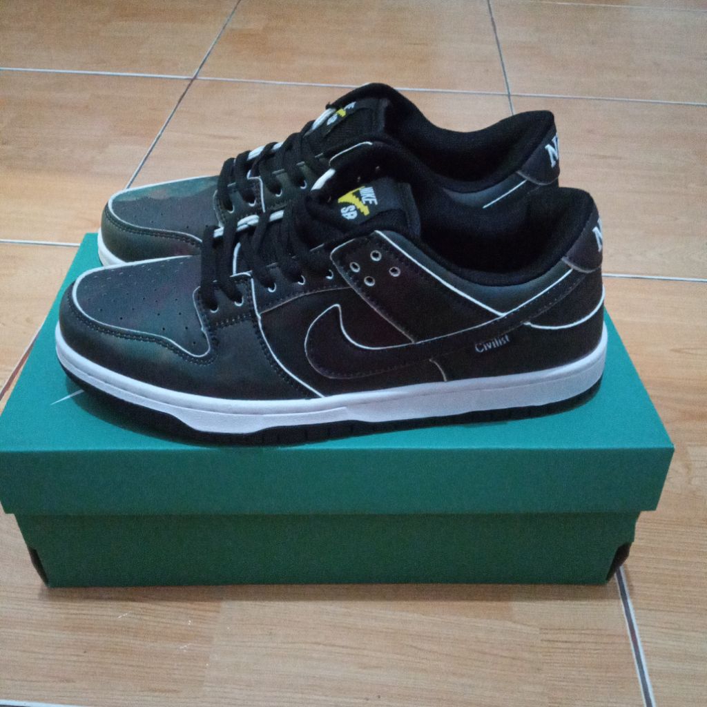 SNEAKERS CIVILIST BERLIN SB DUNK