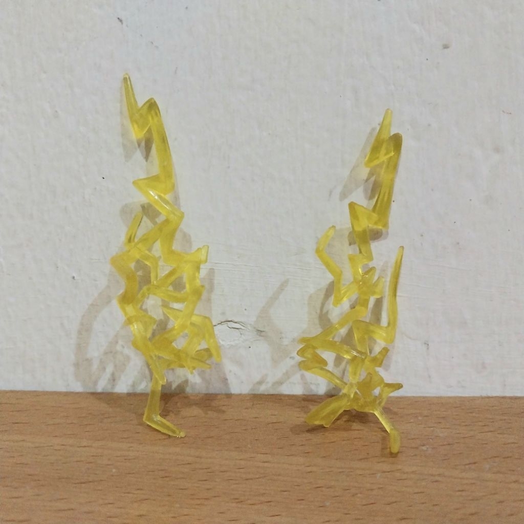 Mcfarlane The Flash Lightning Barry Allen DC Figure