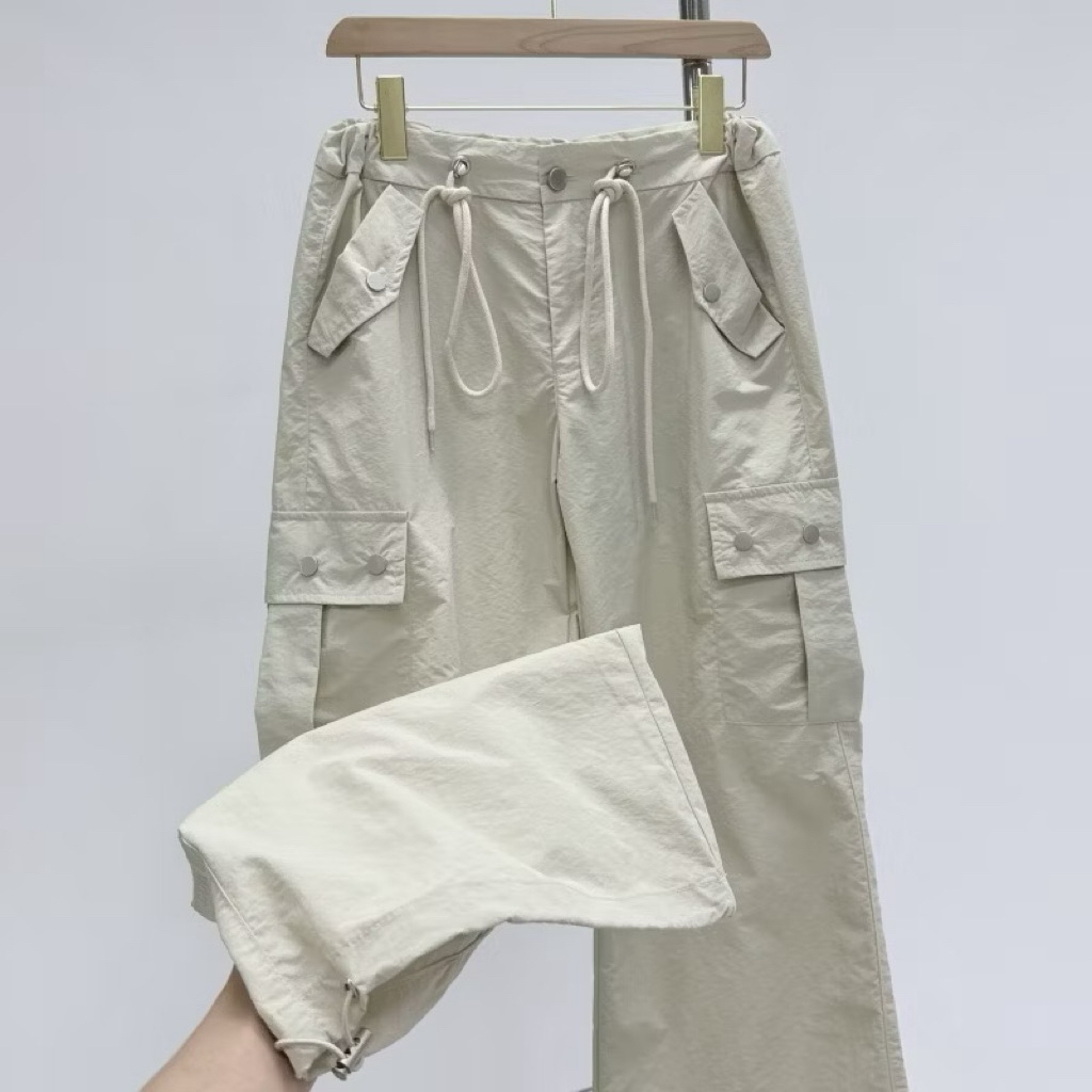 Preloved Celana Cargo Serut Pinggang Parasut