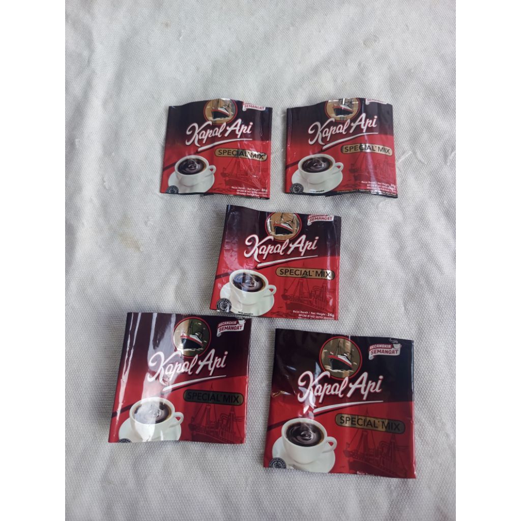 

100 pcs bungkus bekas kopi kapal api, buat kerajinan tangan dll