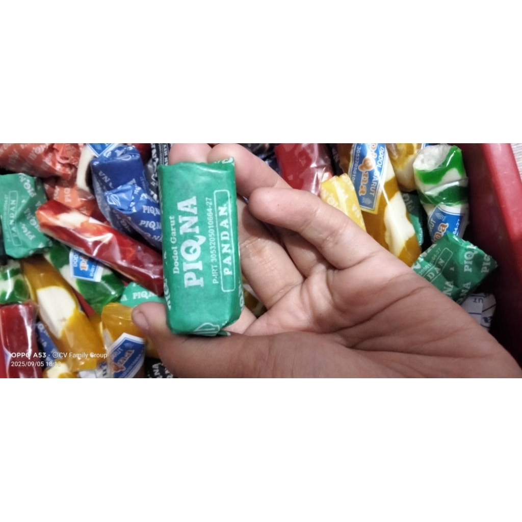 

Dodol Garut Rasa Pandan 250 gram Dodol Kertas Dodol Oleh Oleh Khas Garut