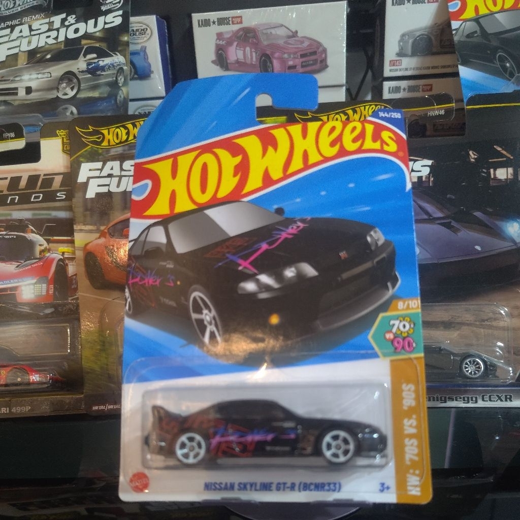 Hotwheels nissan skyline gtr R33