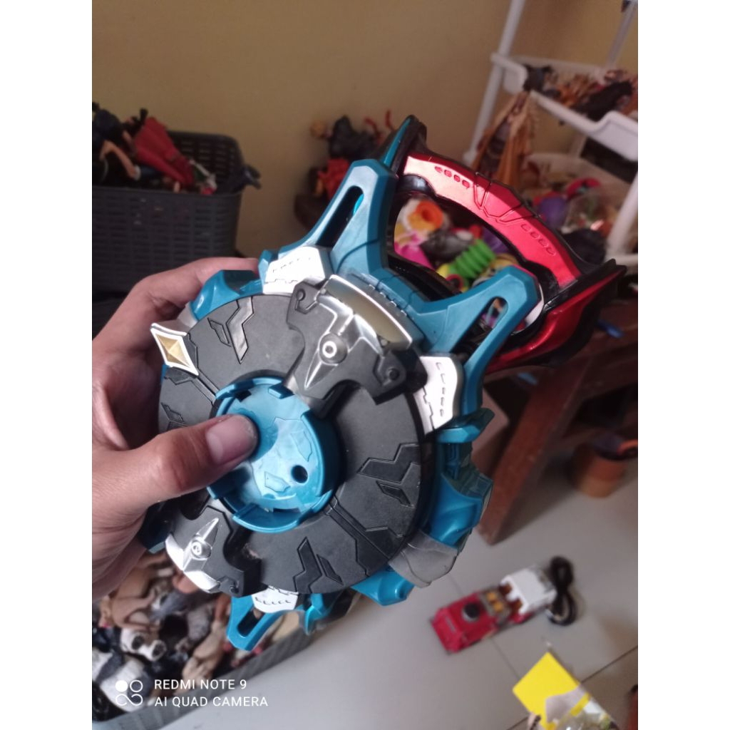 Alat Ultraman R/B Gyro (Preloved)