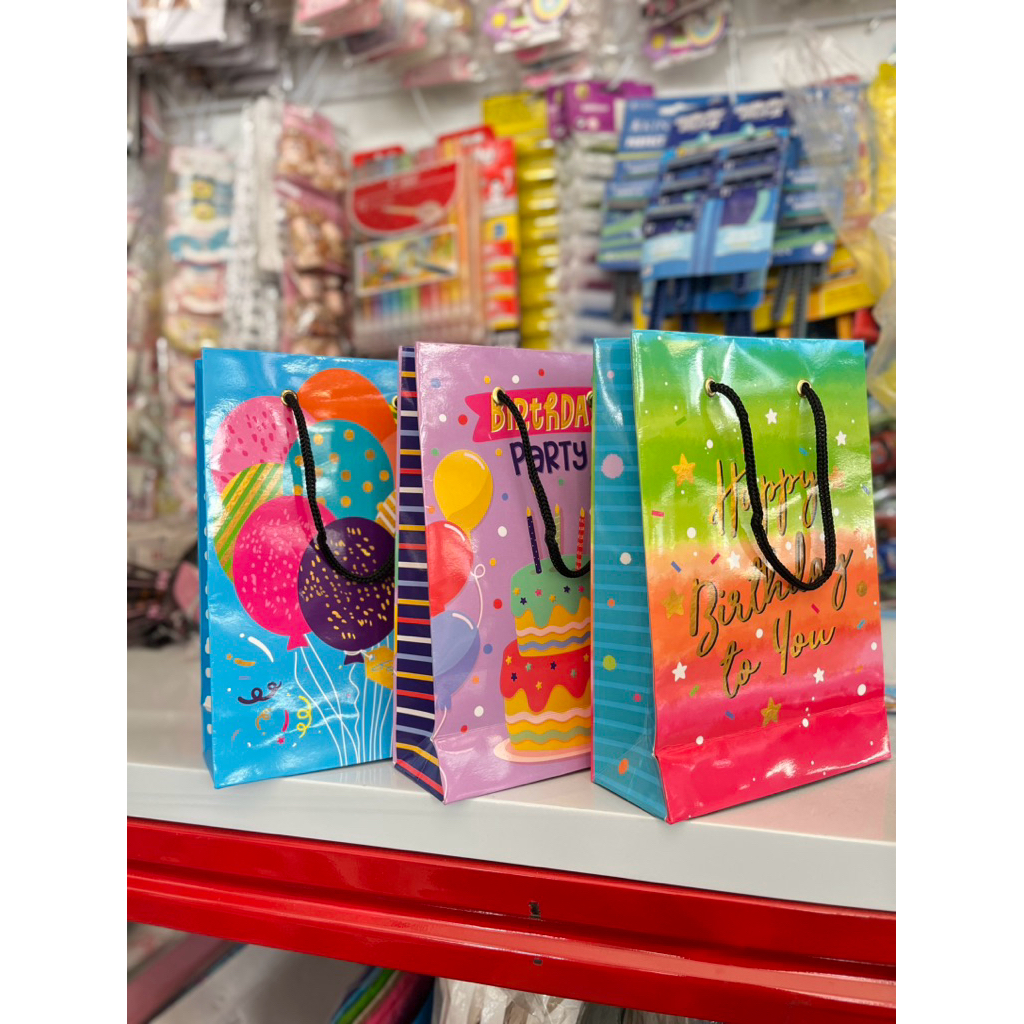 

PAPER BAG A | SIZE 15 x 6 x 22 cm