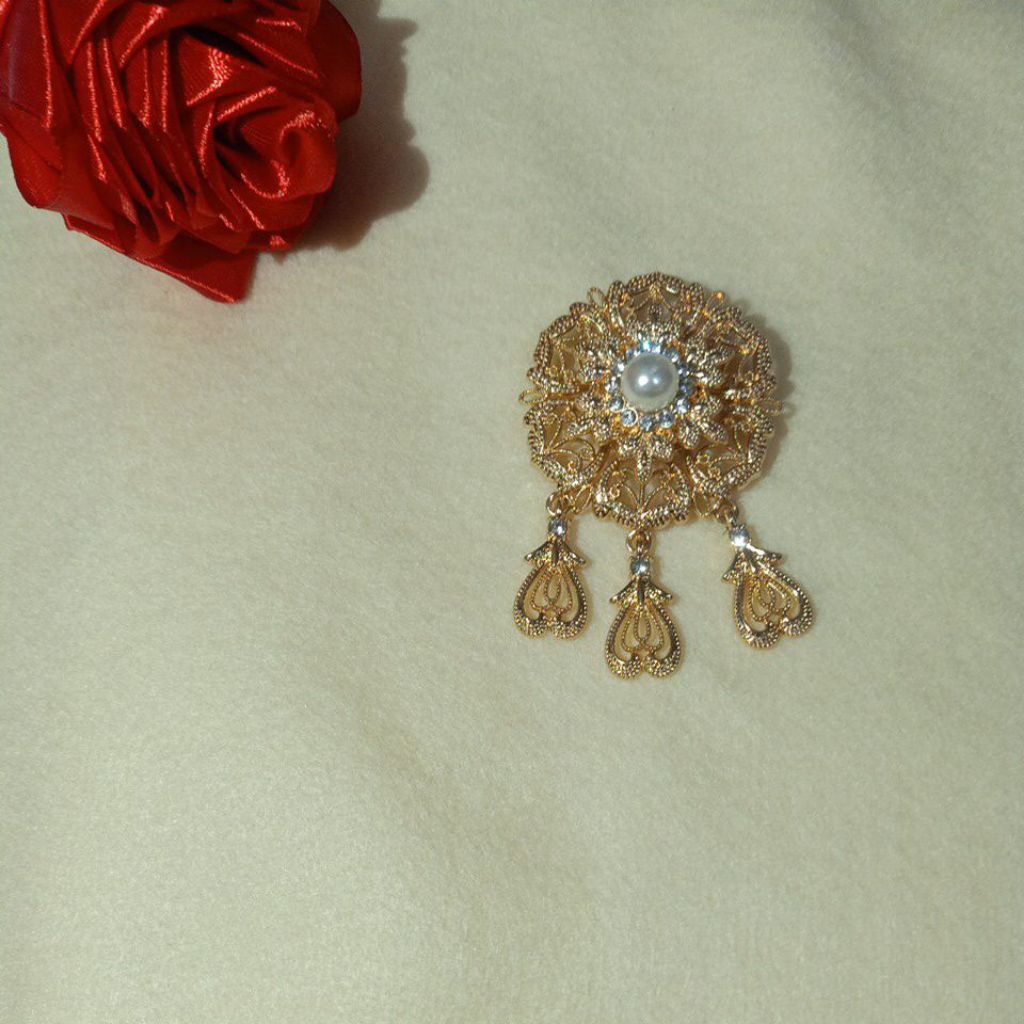 Bros jurai kecil untuk hijab/ dada simple dan cantik