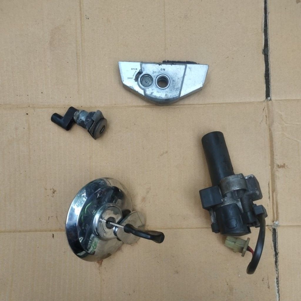 kunci kontakk cb150r old k15 original copotan 2013-2015