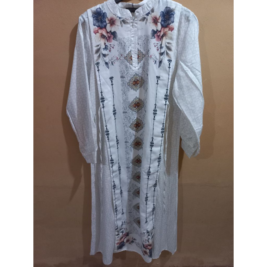 (new bukan preloved) gamis atau dress putih brand GAYA