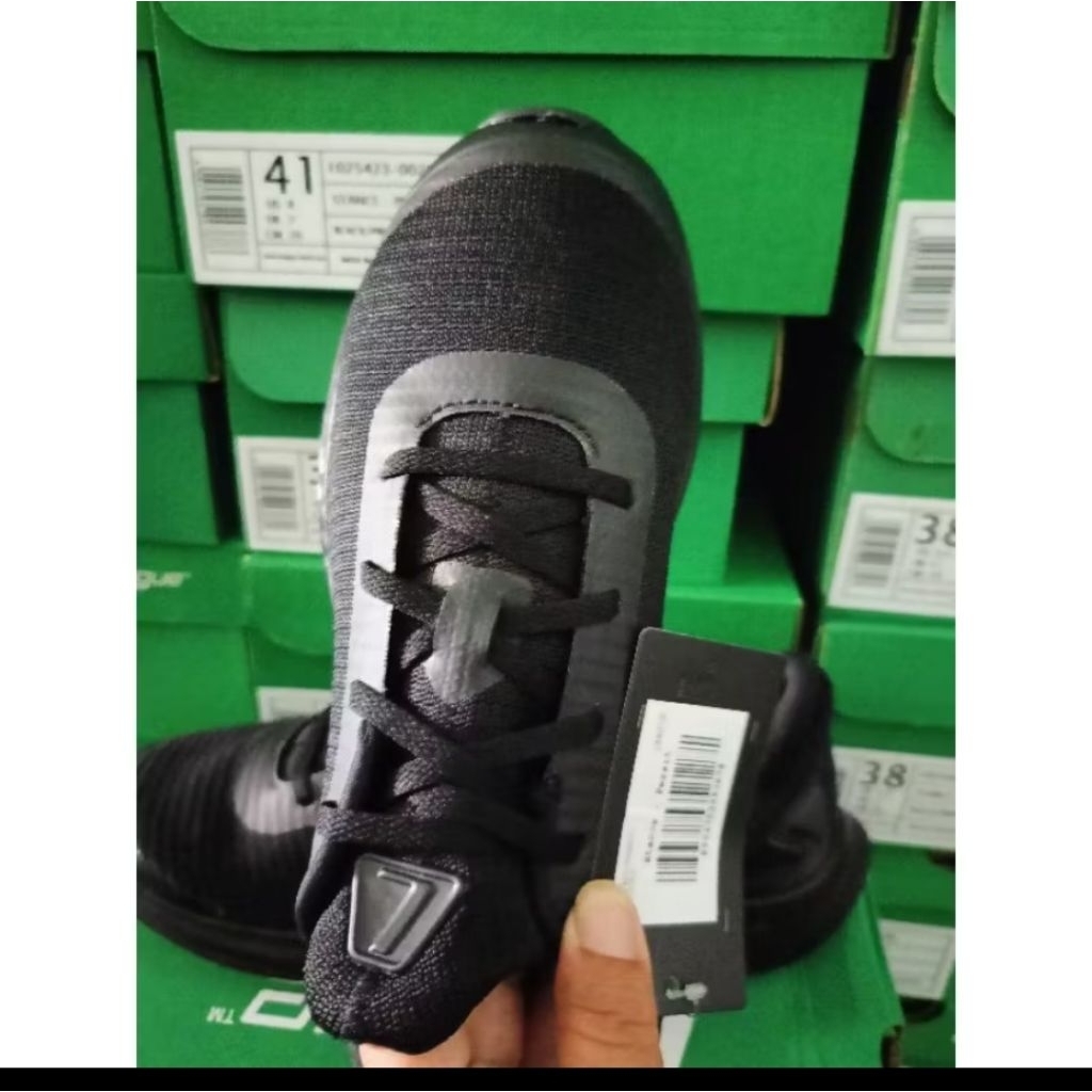 LEGAS HITAM PERSIT KCK ORI / LEGAS STANCE