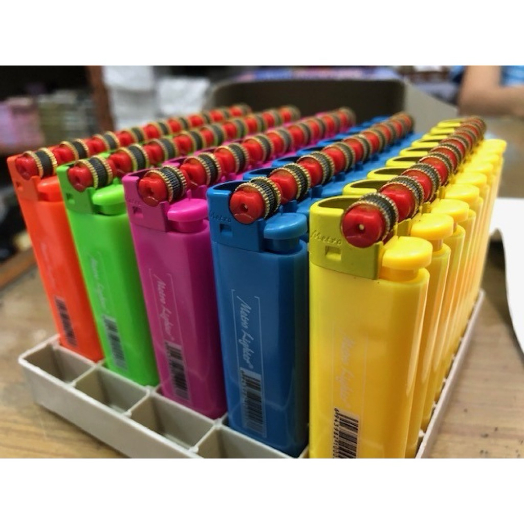 Korek Roda Klasik Warna Metro Lighter J-008