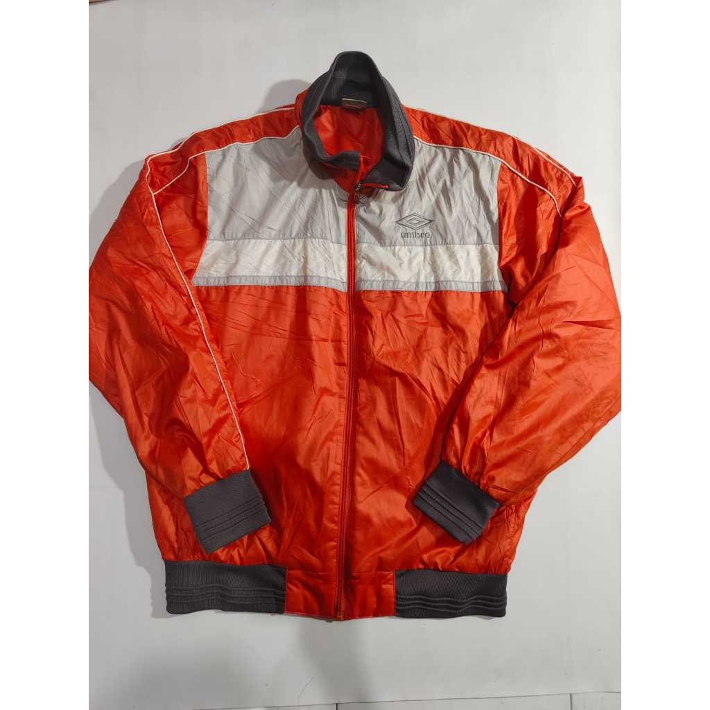 Jaket Olahraga Umbro bahan terbaik