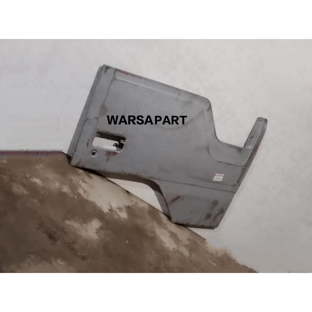 PANEL DAUN PINTU LUAR KANAN COLT DIESEL RAGASA 100120PS KTB ORIGINAL MC137360