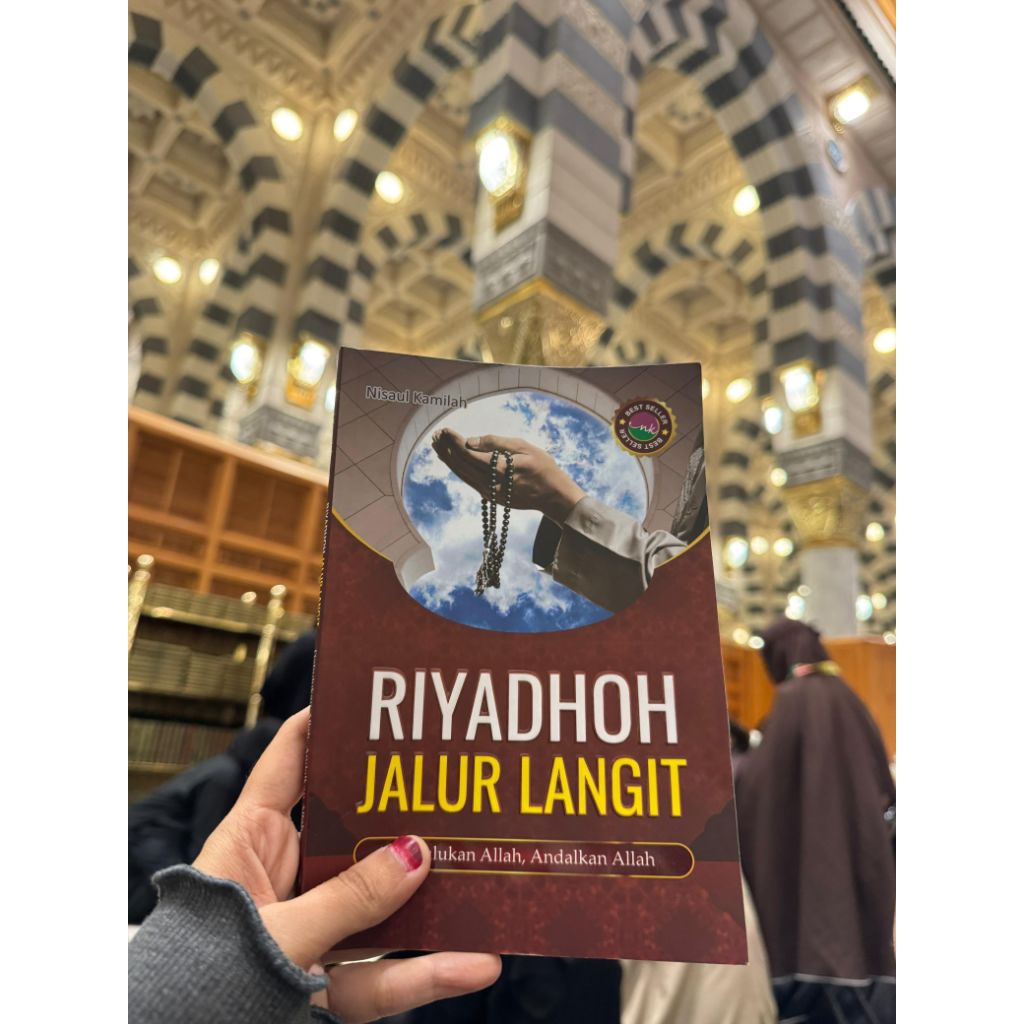 RIYADHOH JALUR LANGIT BY NISAUL KAMILAH