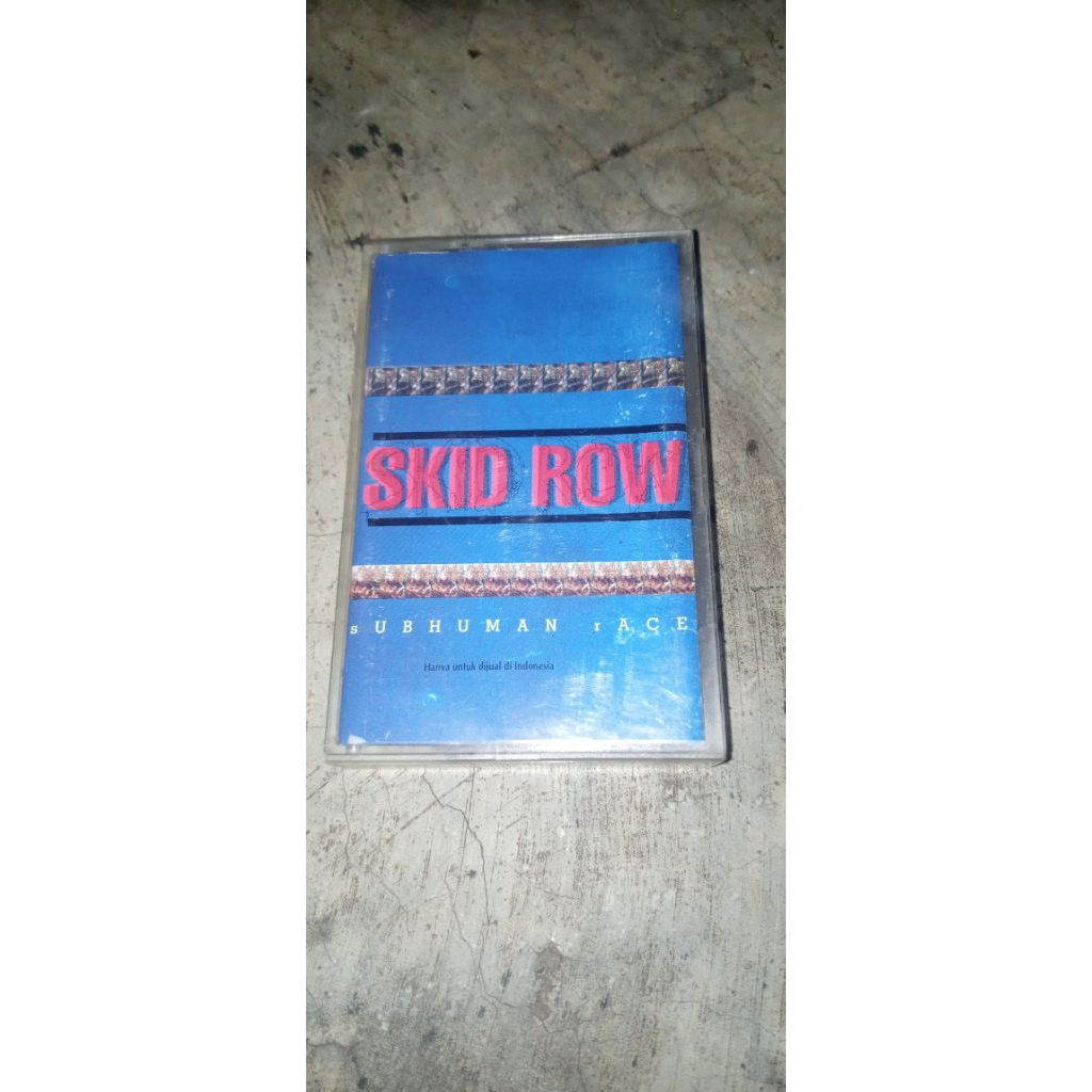 Kaset Skid Row album sub human race