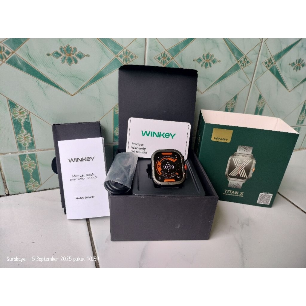 Preloved Smartwatch Winkey Titan X