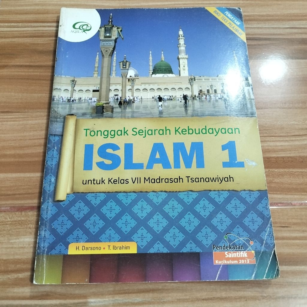 TONGGAK SEJARAH KEBUDAYAAN ISLAM 1 KELAS VII MT