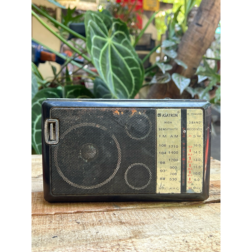 Radio Mini 3 Band (FM/AM/SW) - Pemutar USB, Asatron R-1104 USB