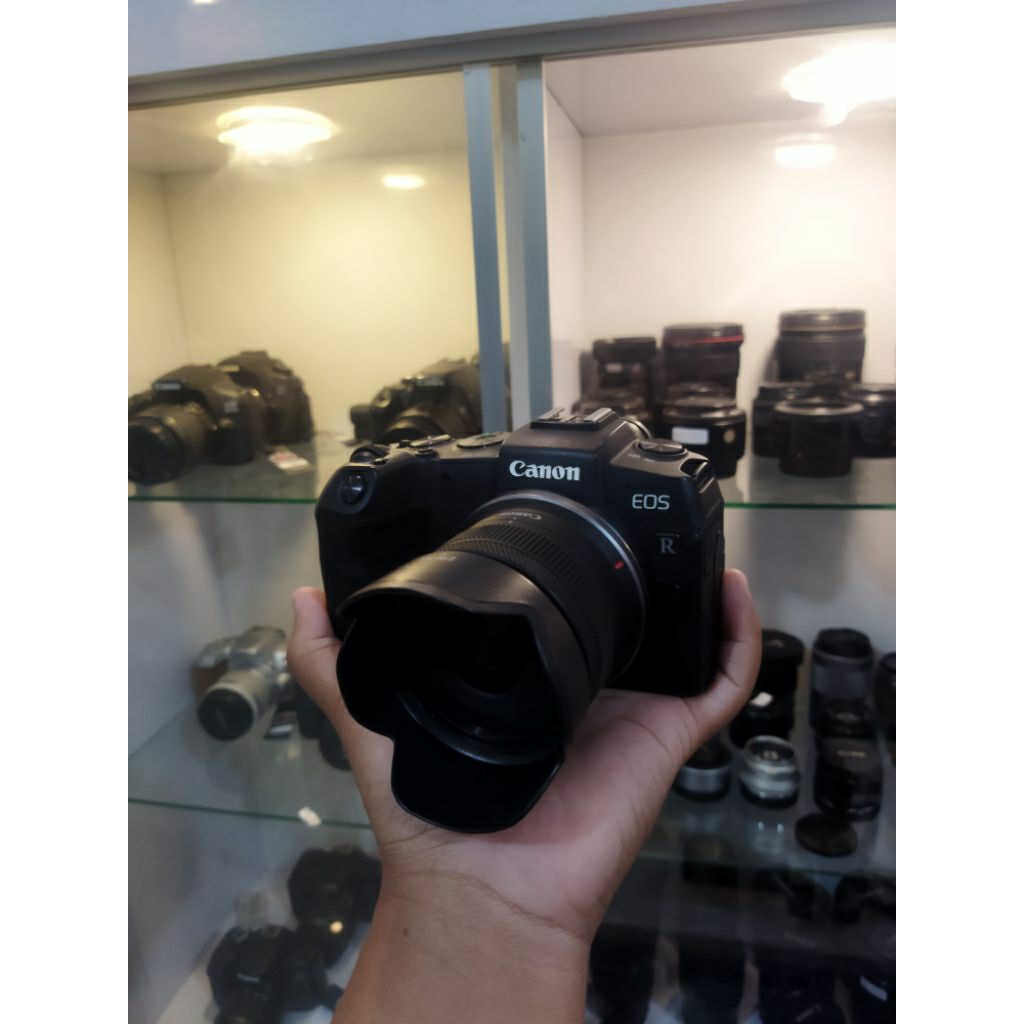 kamera mirrorless Eos Rp second / EOS RP / MIRRORLESS CANON EOS RP / Kamera canon