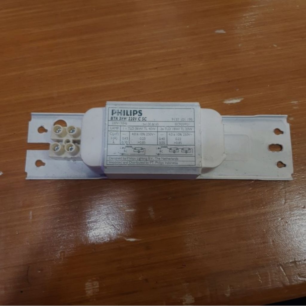BTA 36W Philips / Ballast BTA 36 Philips