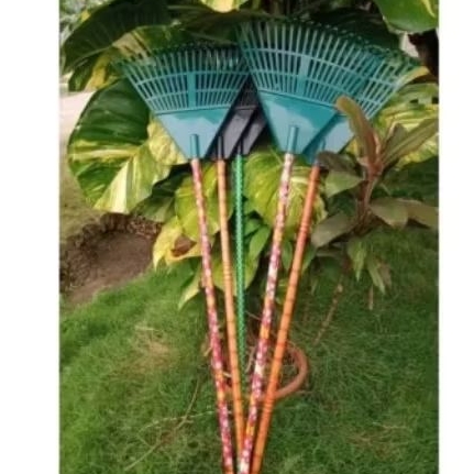 SAPU DAUN PLASTIK/SAPU GARUK SAMPAH KUALITAS PLASTIK SUPER TEBAL DAN BAGUS