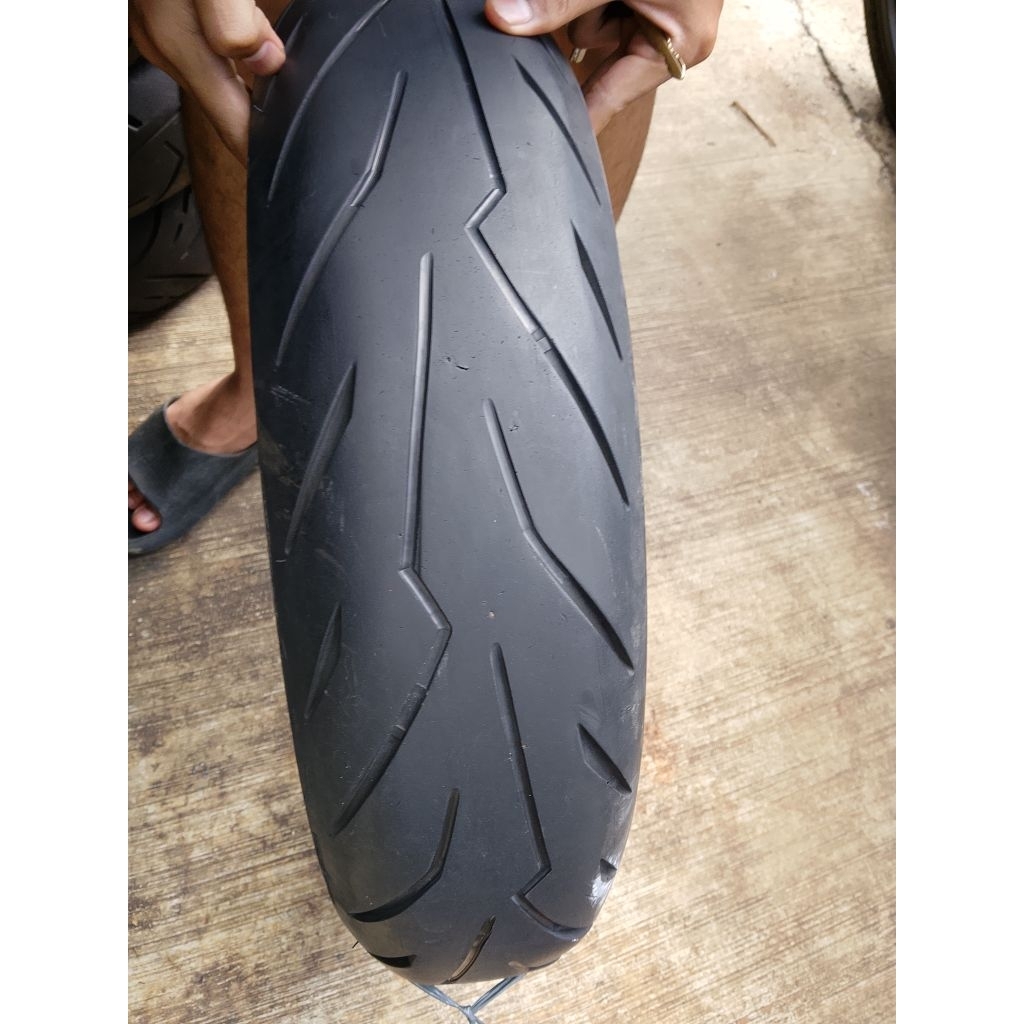 Ban Battlax Ukuran 180/55 Tubeles