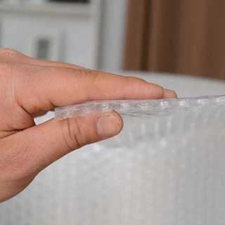 

Landcase Bubble Wrap Tambahan Packing Agar Lebih Aman Saat Pengiriman