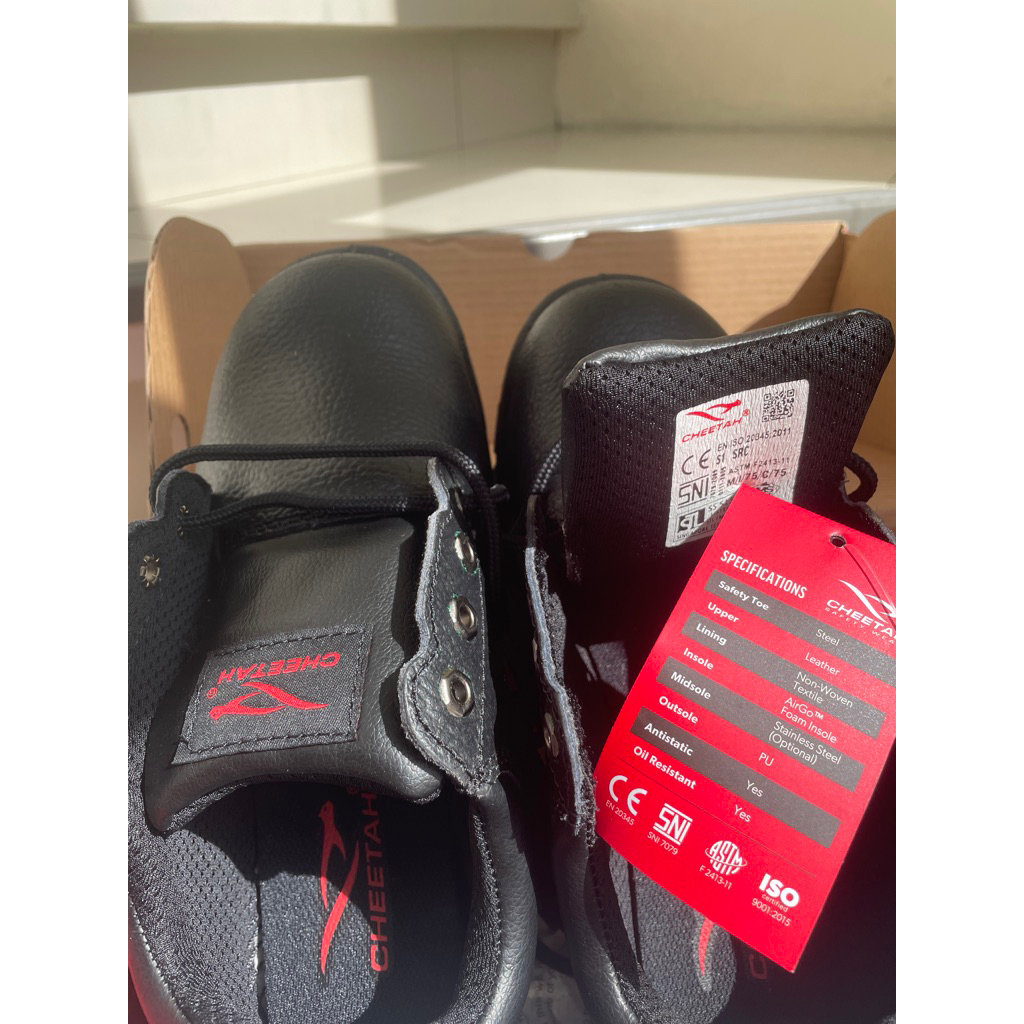 NEW (BARU) CHEETAH Safety Wear 3002H ( Sepatu Safety ) UK6 (39/40) warna Hitam