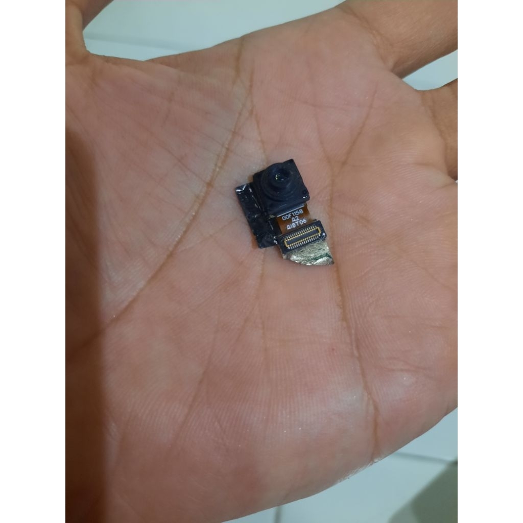 kamera depan oppo f9