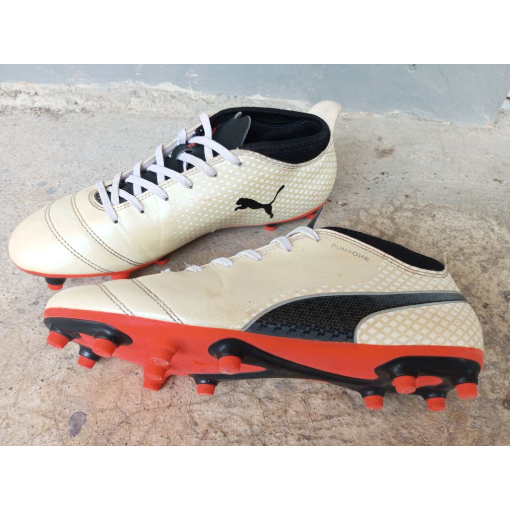 Sepatu Bola Puma One 17.4 FG Original