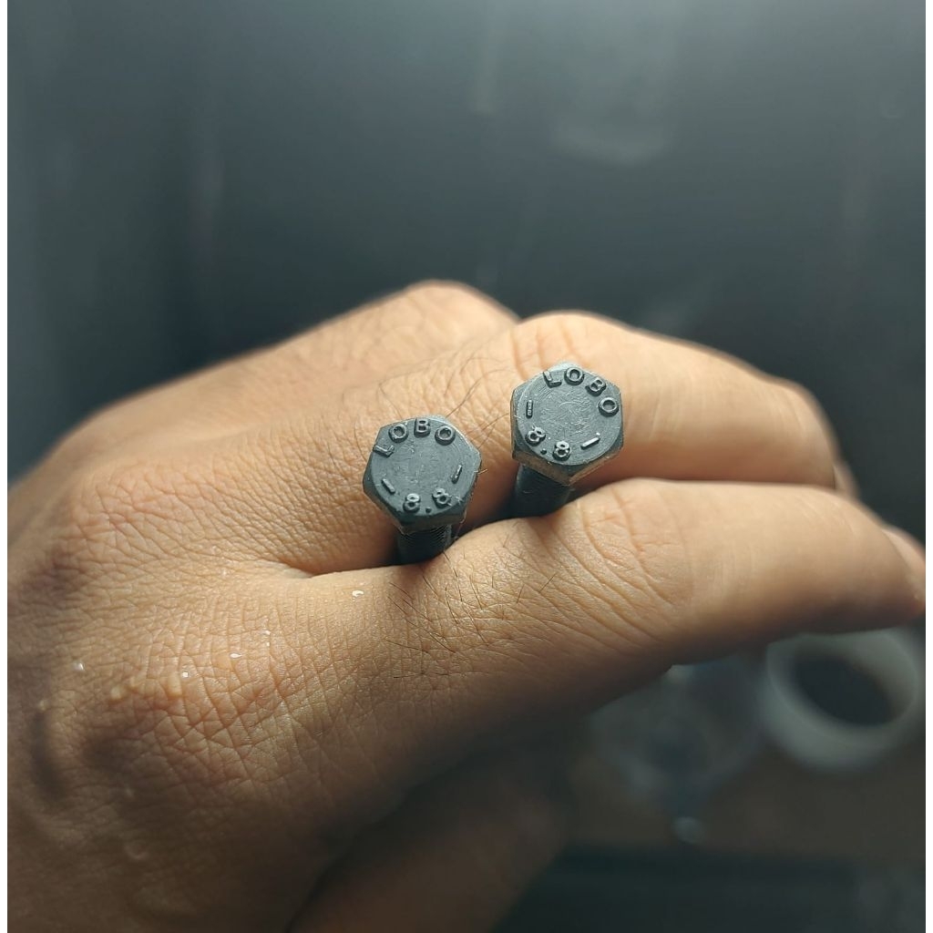 baut standar tengah vespa lobo original nos