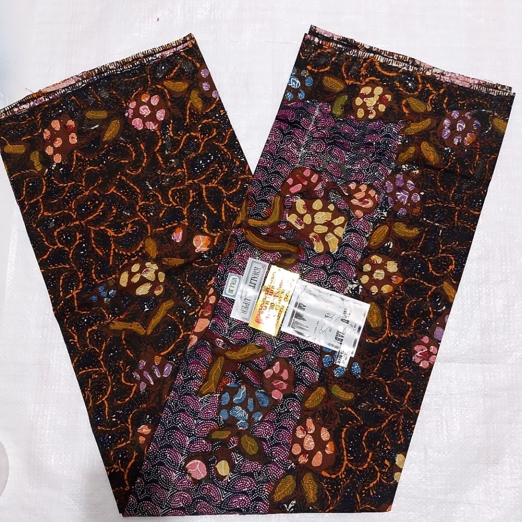 ABU DHABI/KAIN ABU DHABI/KAIN WANITA/SARUNG WANITA/SARUNG ABU DHABI TERBARU KUALITAS (ORI) PAKAIAN W