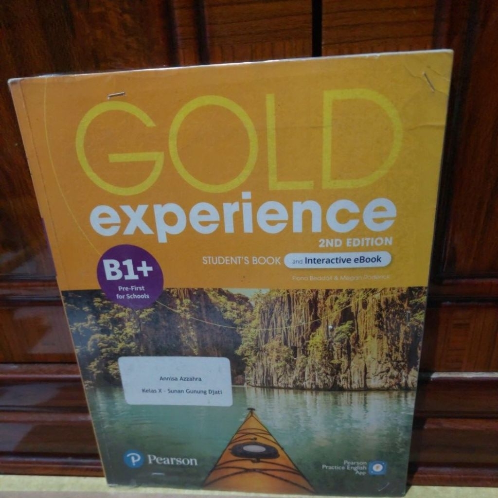 Gold experience B1+ Student's Book