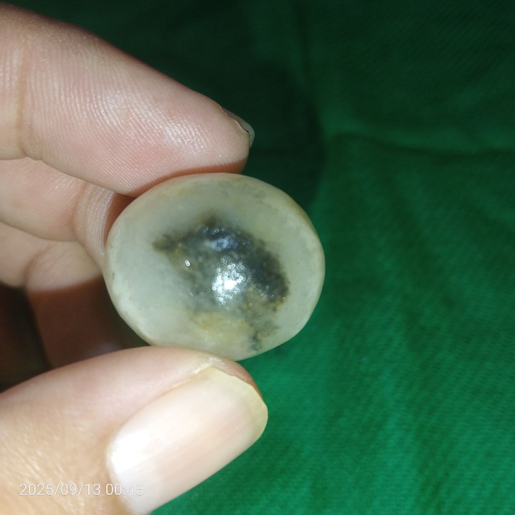 batu akik mata dewa temuan