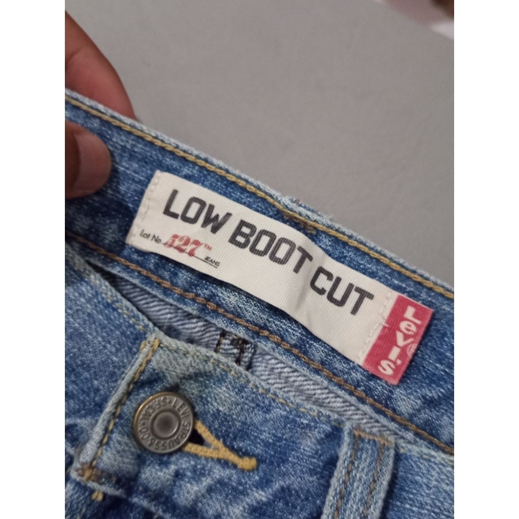 levis bootcut 527