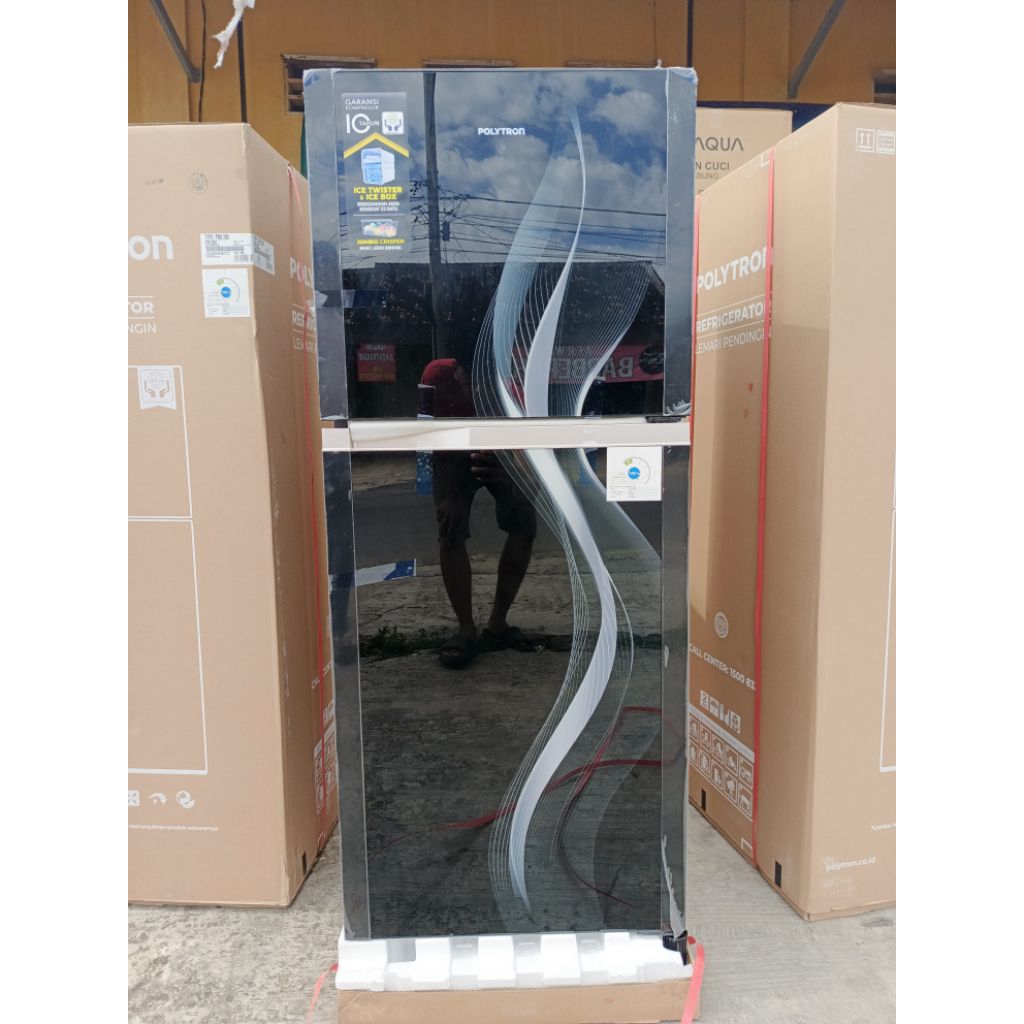kulkas polytron 2 pintu non salju/kulkas polytron 20CLD pintu kaca