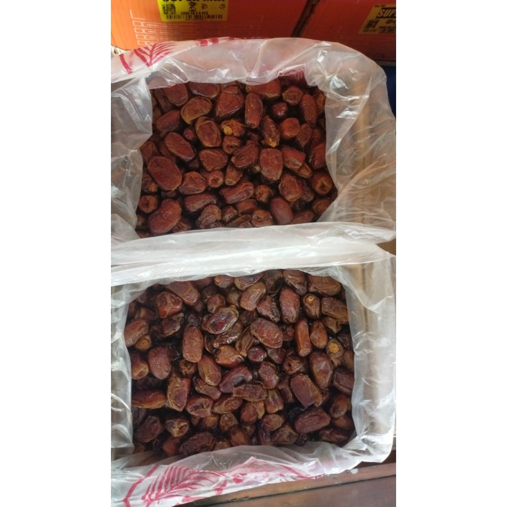 

Kurma Ecer Premium 500gr / 1Kg – Khalas Mesir, Golden Mesir, Tunisia Tangkai, Tunisia Madu