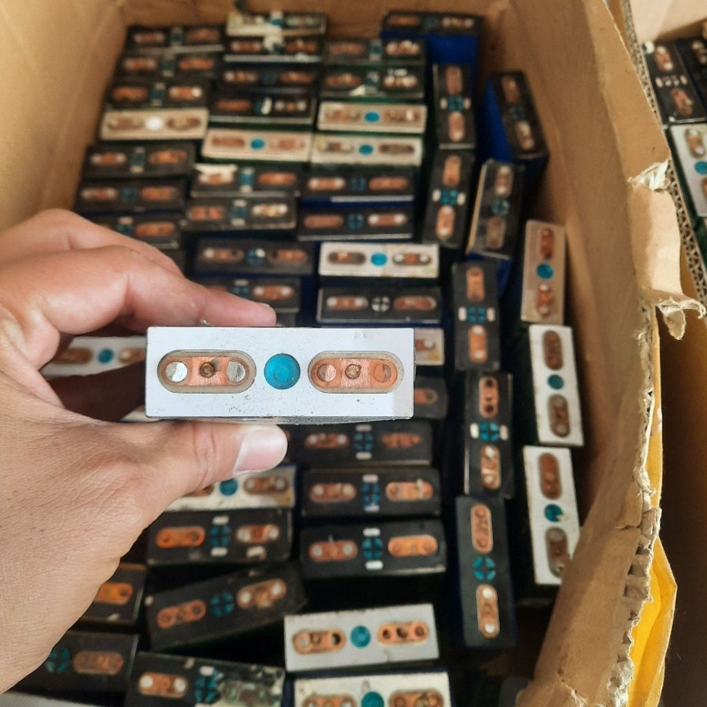 baterai battery lifepo4 22ah  voltase 3.3v