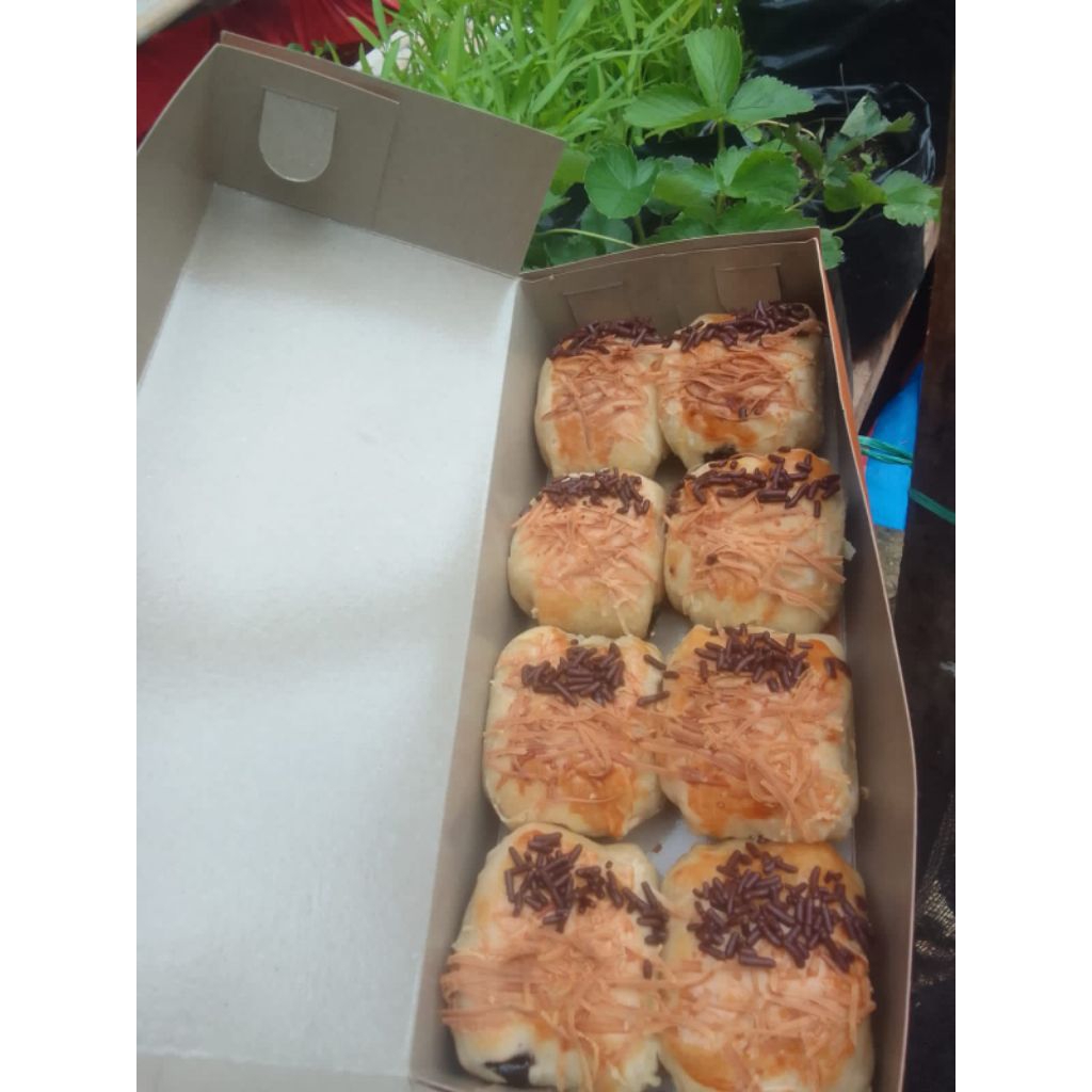 

Bolen pisang coklat keju isi 12 pcs per 2 box