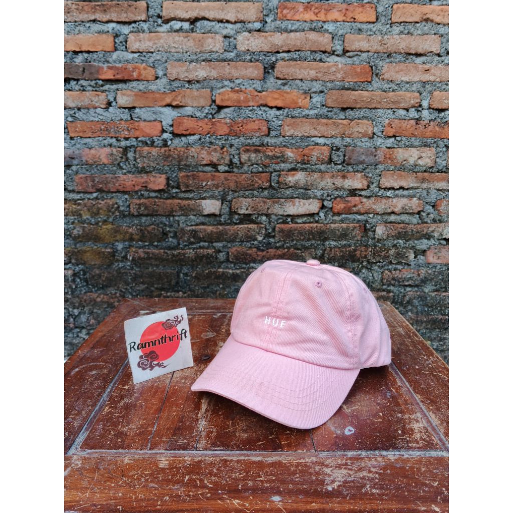 topi huf pink