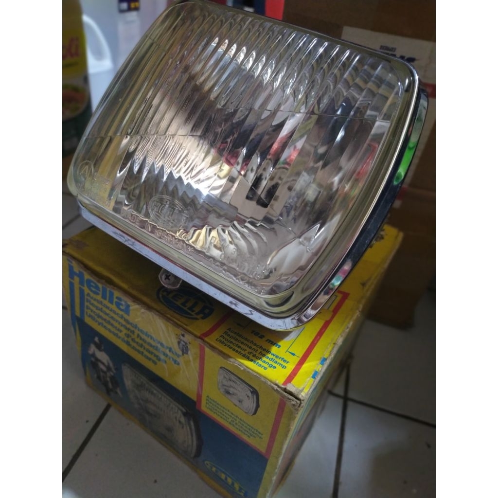 Lampu depan kotak Binter Merzy merk Hella original NOS
