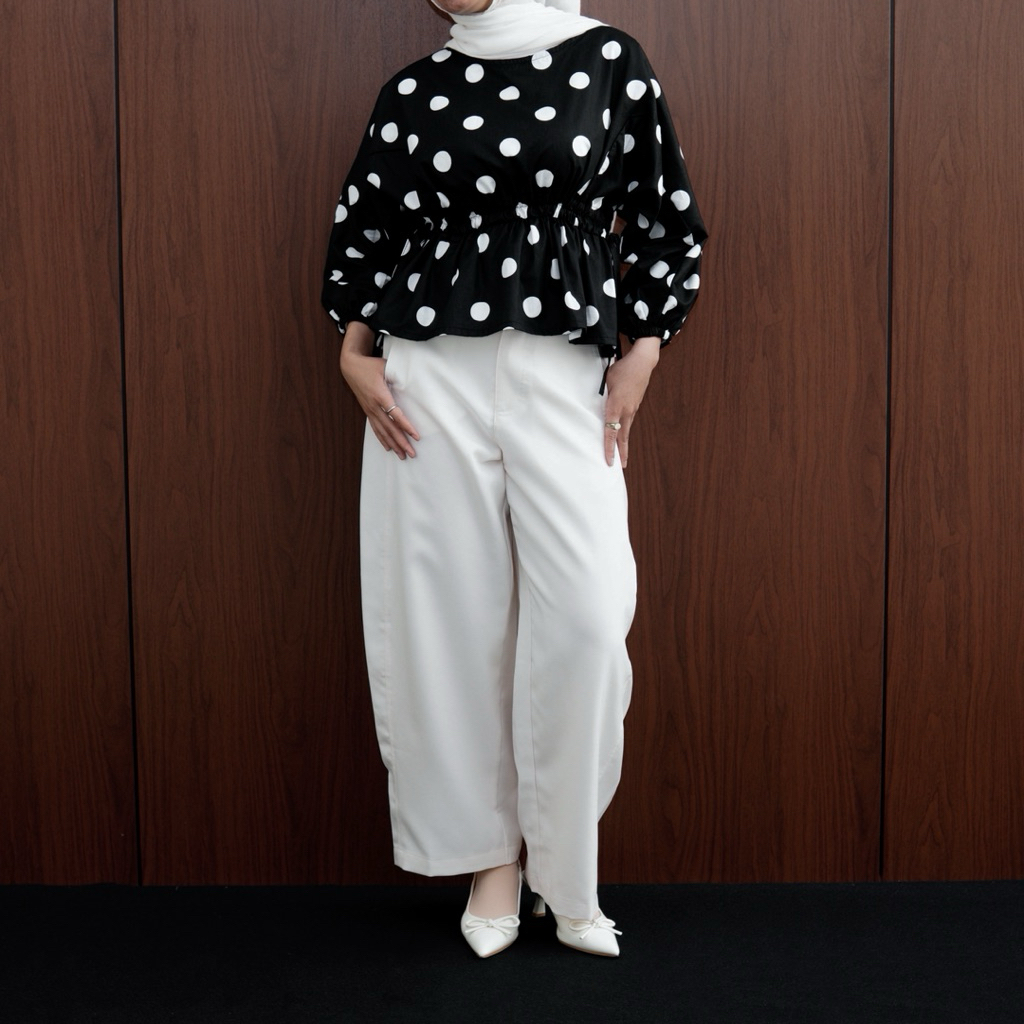 LOOKME.COO - Dara Polkadot Fitted Top / polkadot blouse / atasan polkadot