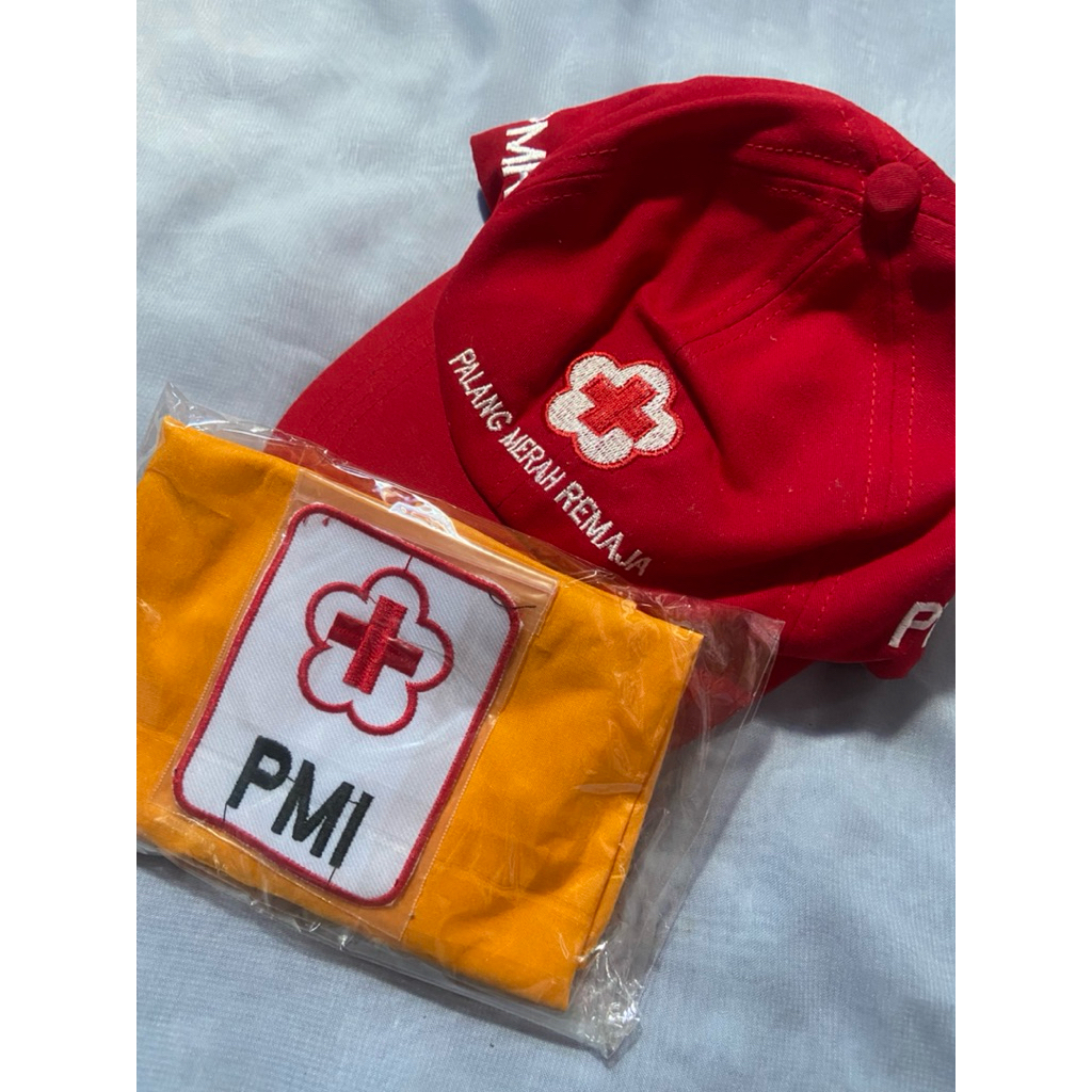 Atribut PMR paket lengkap