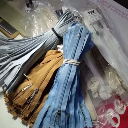 resleting celana ykk 7inc/ resleting celana bahan/3 pcs